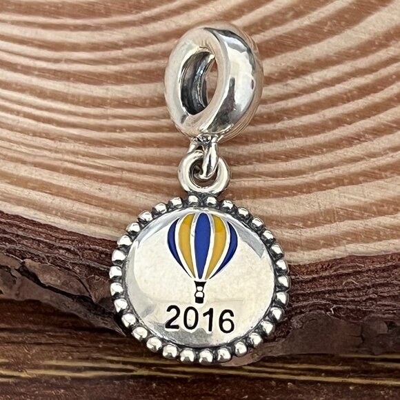 Pandora 2016 World Hot Air Balloon Exclusive Dangle Charm Pendant S925 Sterling - Picture 1 of 3